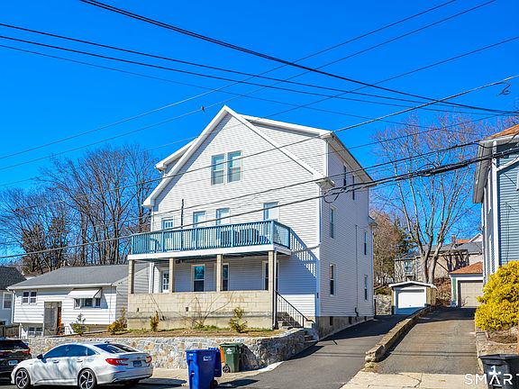2nd image of 81 Myrtle Avenue