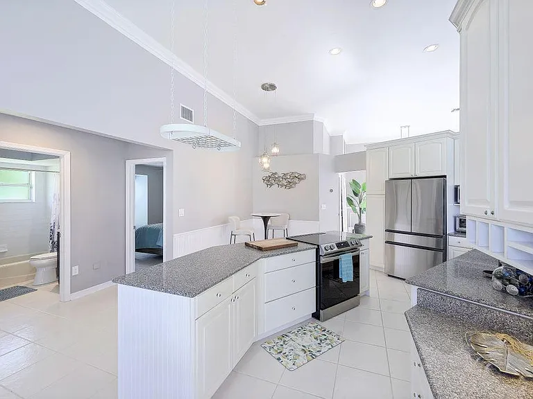 226 Belville Blvd — Photo 13