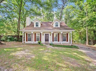 2823 Woodland Rd, Mobile, AL 36693
