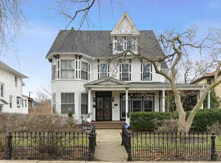 5943 N East Circle Ave #1, Chicago, IL 60631