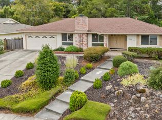 7256 Oakmont Drive, Santa Rosa, CA 95409