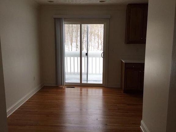 3rd image of 21 Shiloh Ln #21