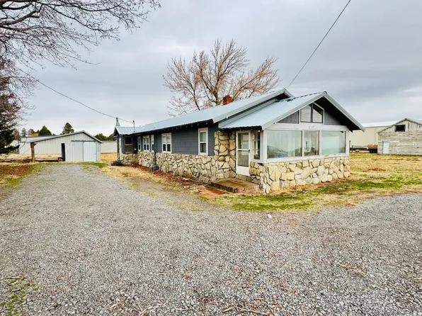 3401 Cove Ave, La Grande, OR 97850