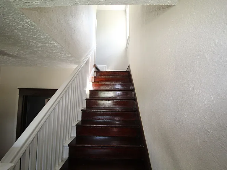 1306 E Montgomery Ave — Photo 31