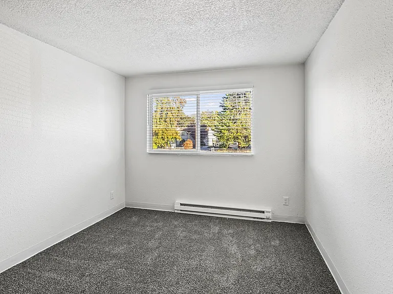 Valley Pines — Photo 23
