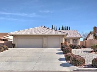 13215 Tamarisk Rd, Victorville, CA 92395