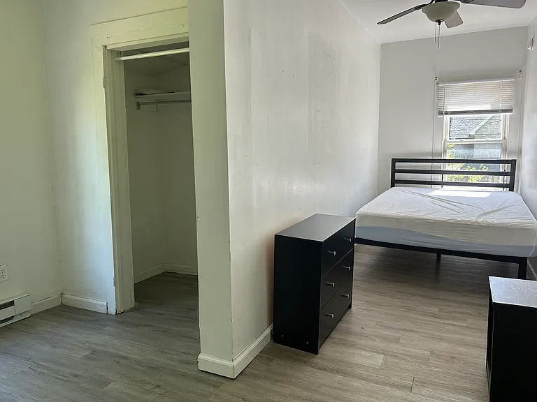 61 Walnut St — Photo 6