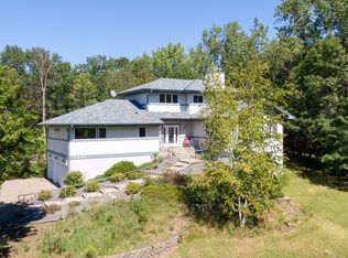 9800 Alaureate Ct, Inver Grove Heights, MN 55077