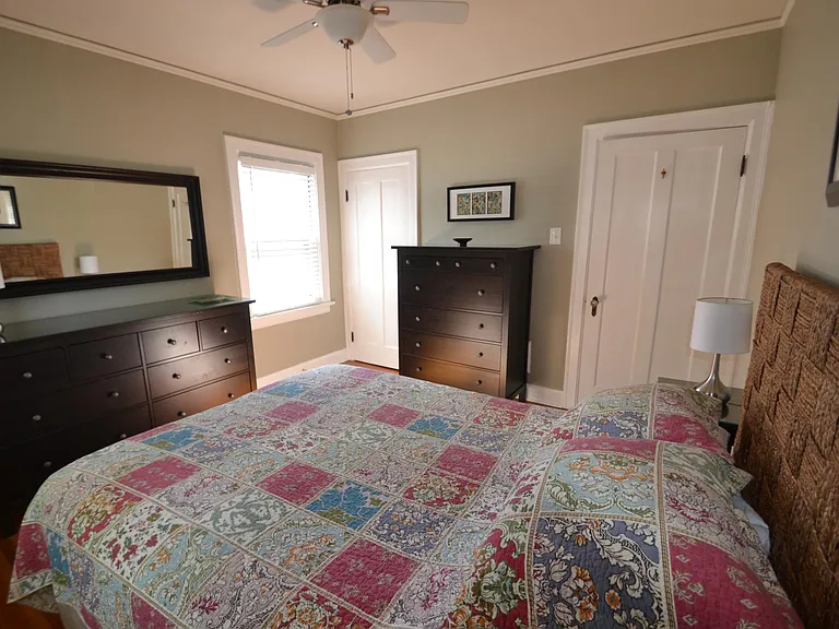 908 Ellison Ave #4 — Photo 11