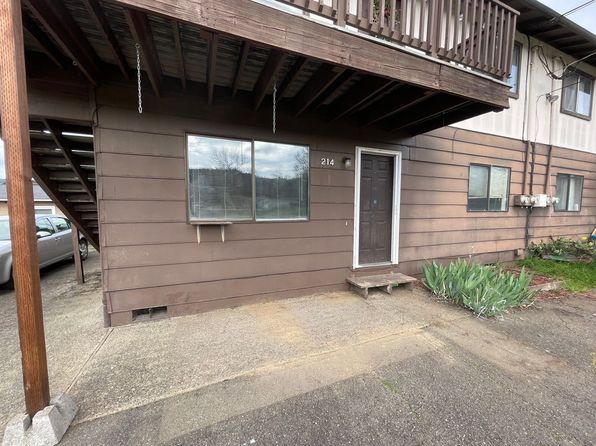 214 SE Darrell Ave