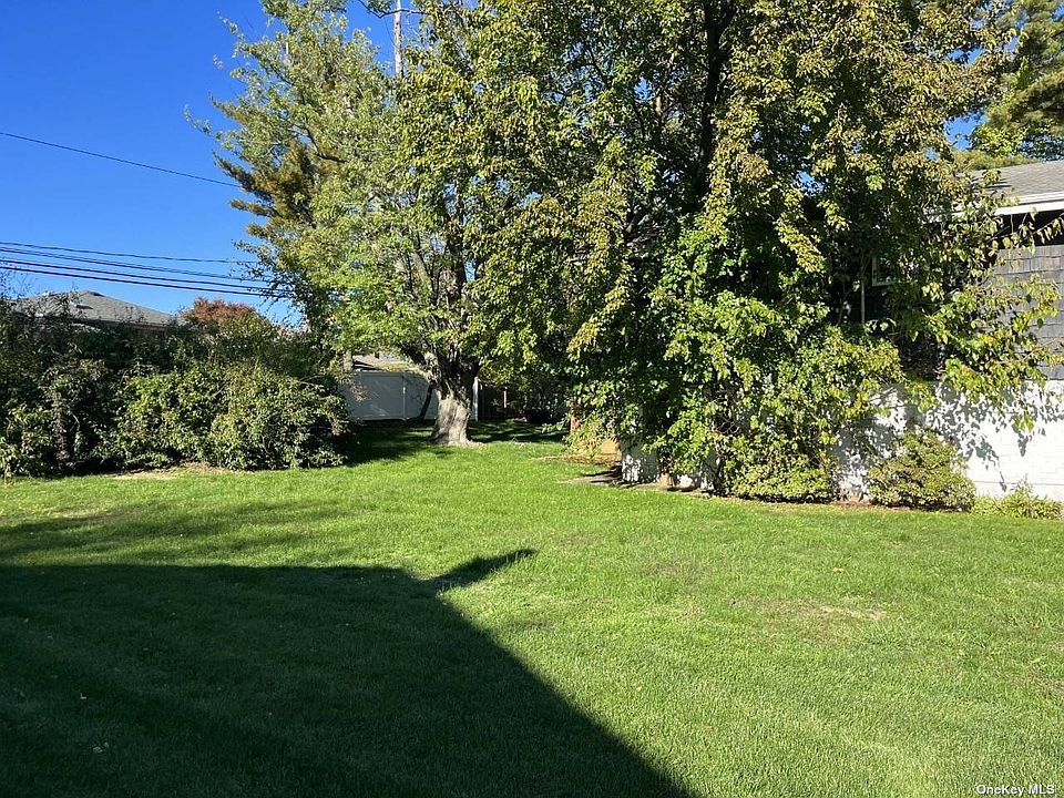2nd image of 17 Village Dr