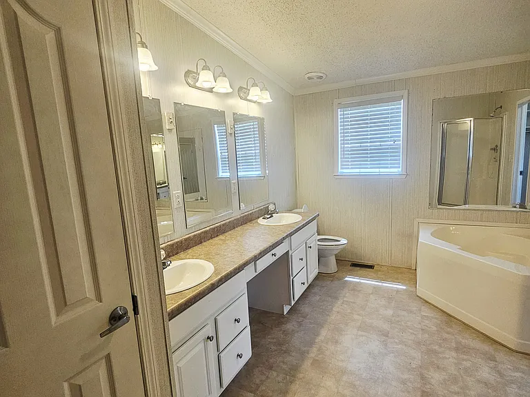 15160 Jim Mayers Rd — Photo 8