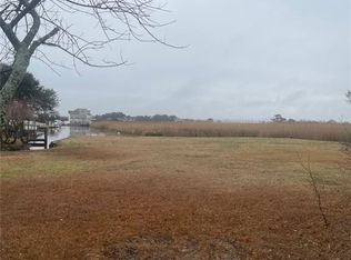 305 Molly Cooper Rd, Virginia Beach, VA 23456