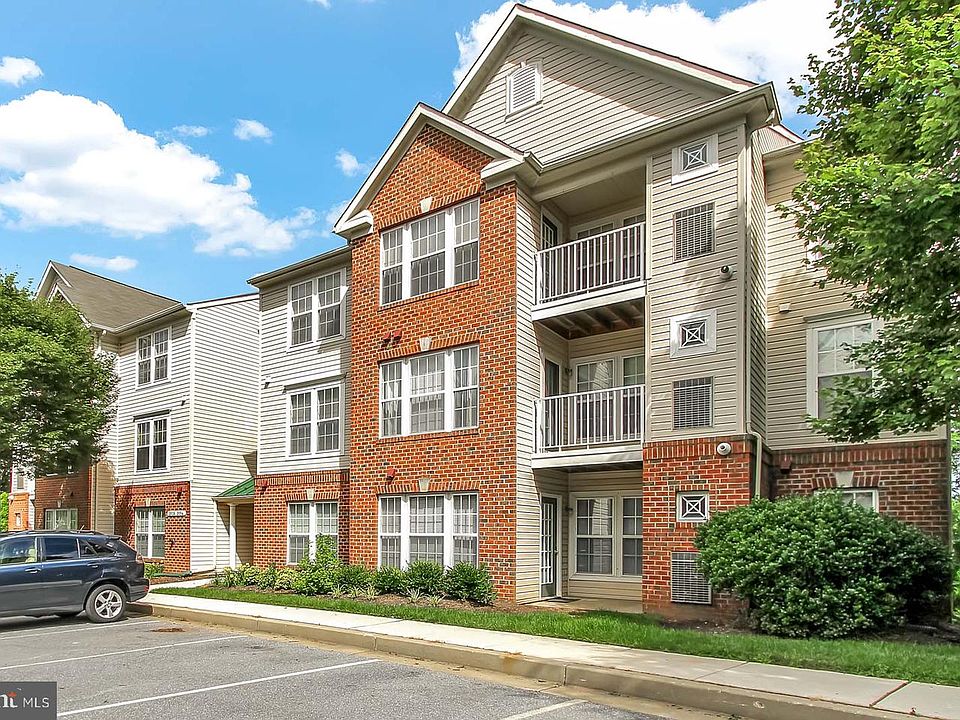 1st image of 2036 Hunting Ridge Dr