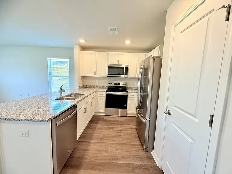 128 Harvest Gold Dr — Photo 7