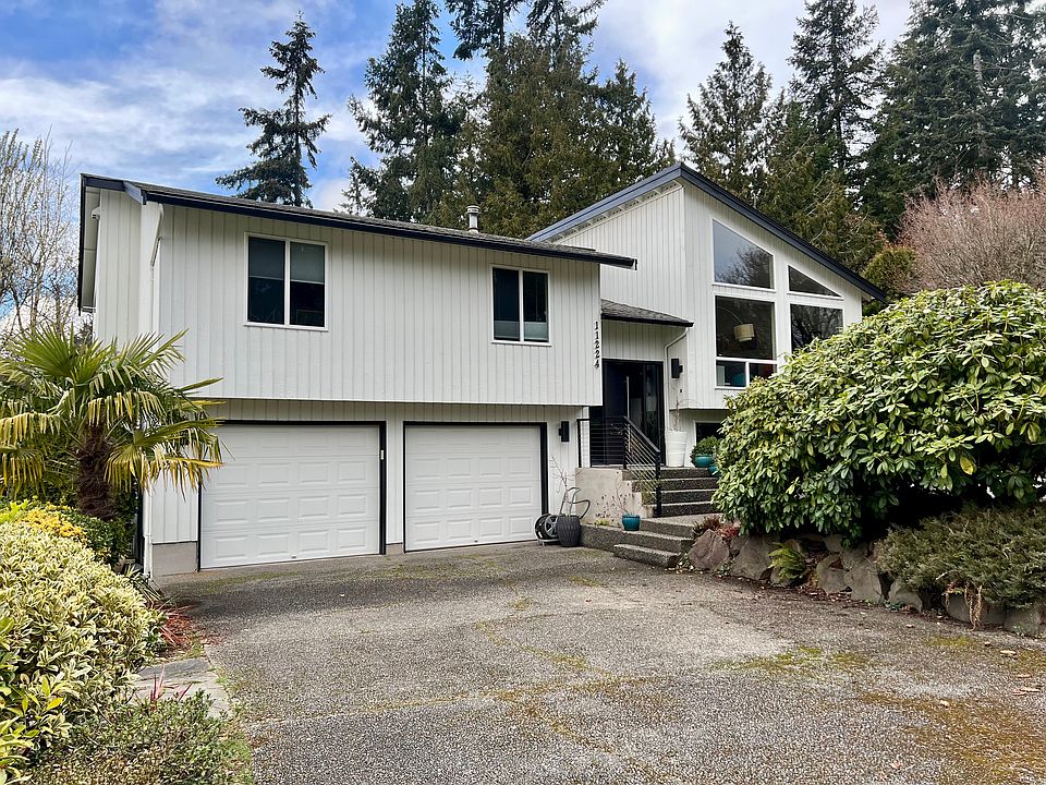 1st image of 11224 NE 61st Pl