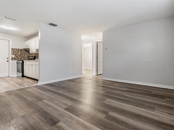 tampa-florida-82046667 picture