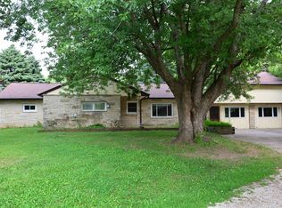 N18W25025 Wamser Dr, Pewaukee, WI 53072