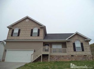 123 Flagstone Way Dr, Clinton, TN 37716