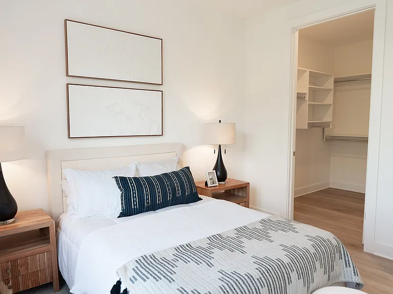 100 E Putnam Ave #301 — Photo 9