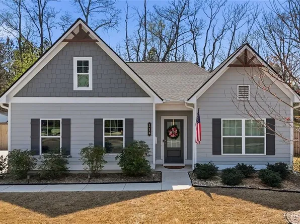 116 Cummings Ct, Ball Ground, GA 30107