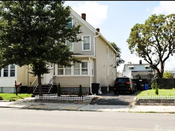 181 Pershing Ave #1, Carteret, NJ 07008