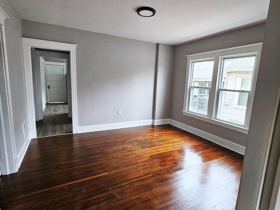 3rd image of 27 Florida St #1