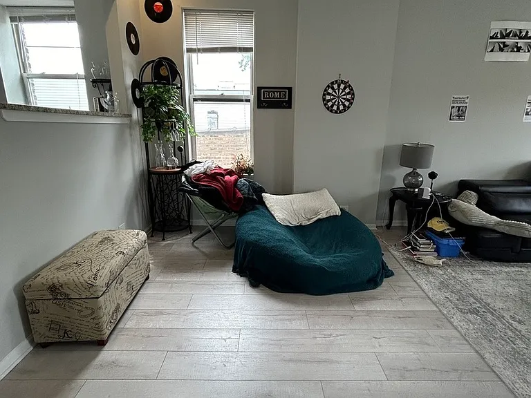2246 W Belden Ave #3F — Photo 25