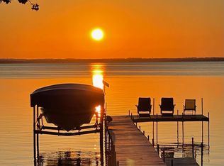 2225 Middleton Beach Rd, Middleton, WI 53562