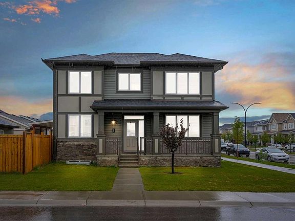 2nd image of 111 N Cityside Rd NE