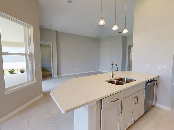 5th image of 1210 Pandora Ave