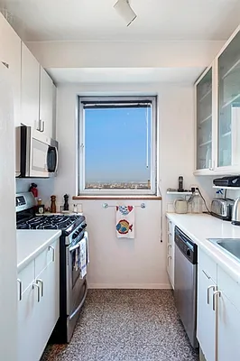 Rented by Corcoran | media 2