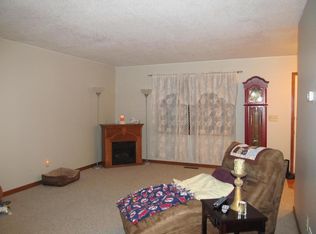 2112 Kelley Ln, Newark, OH 43055