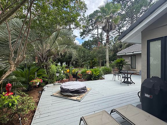 5th image of 8784 Saint Andrews Dr
