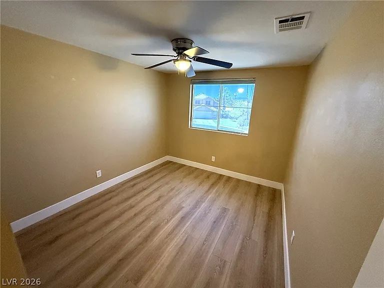 136 Serenade Ct — Photo 28
