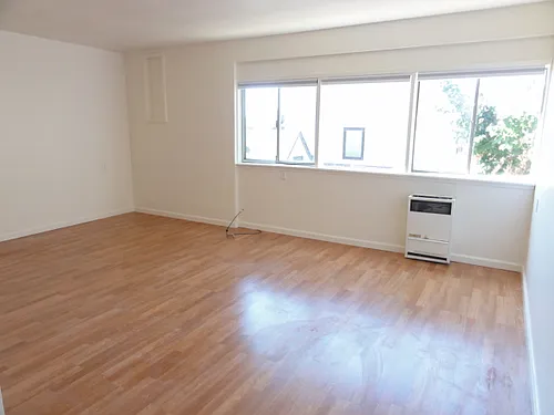 2312 Warring St #6 Photo 1