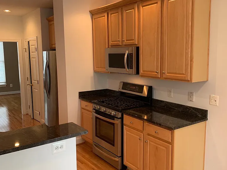 11519 Waterhaven Ct — Photo 8