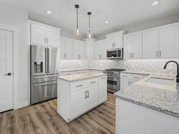 2913 Adam Run Ave, Helena, MT 59601