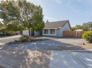1805 Yahi Ln, Redding, CA 96002