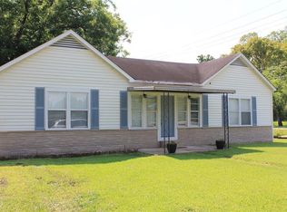 138 N Mattson St, West Columbia, TX 77486