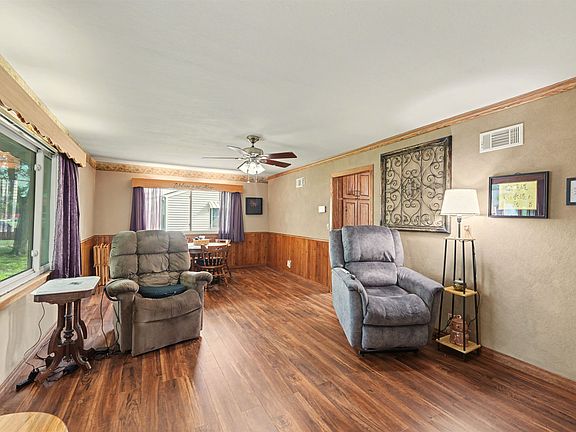 4th image of 849 Kenison Rd