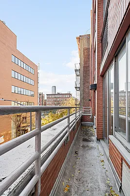 Rented by Compass | media 24