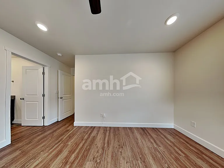 19211 15th Avenue Ct E — Photo 10