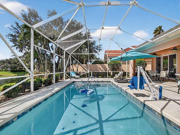 2nd image of 7802 Red River Road