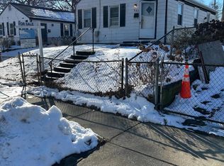 502 Burgundy Dr, Rockville, MD 20850