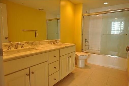 2nd image of 2000 N Bayshore Dr APT 1405