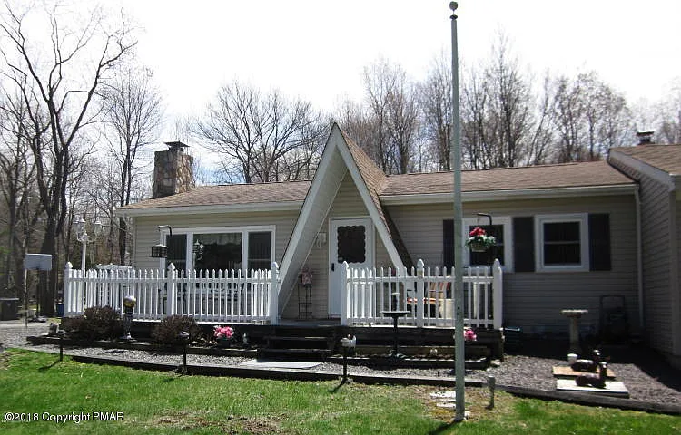 118 Pottery Dr photo 1