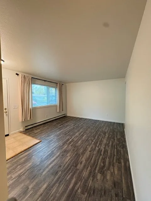 2 bed, 800 sqft, $1,700 — Photo 2
