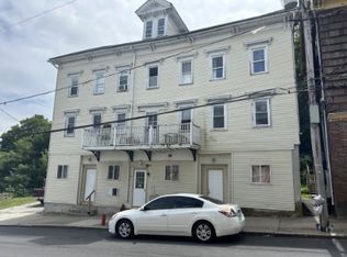 80 Blackstone St, Woonsocket, RI 02895