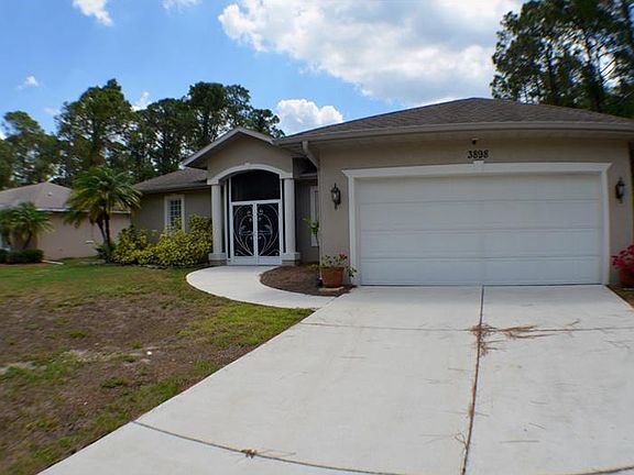 3rd image of 3898 N Chamberlain Blvd